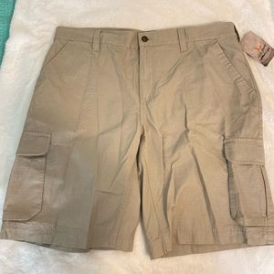 NWT Field & Stream 38 Golf Shorts Khaki Chino Khakis Casual Cotton
